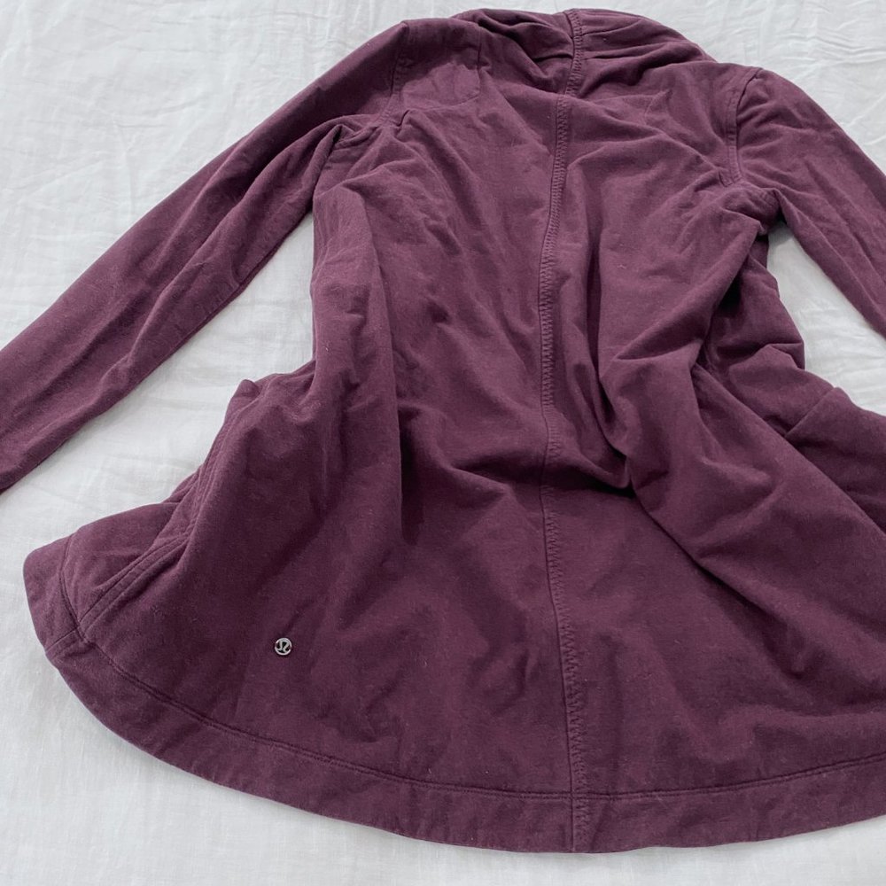 SOLD Lululemon Thats a Wrap Pullover - Picture 7 of 8